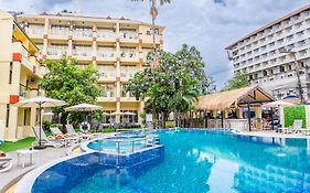 Mermaid Beach Resort - 100M To Beach, Saltwater Pool & Beergarden
